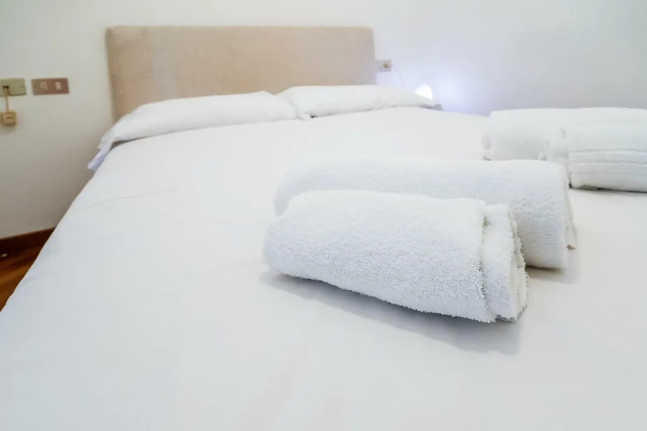 Apartamento PrimoPiano - Edolo Milán Italia
